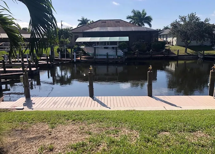 Villa Cozy Cottage - Waterfront