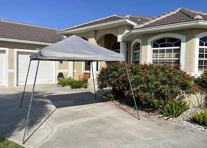 Villa Haze, Private Heated Pool & Spa, South Cape Coral